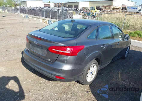 2016 Ford Focus Se z USA, uszkodzony, nr VIN 1FADP3F23GL252346